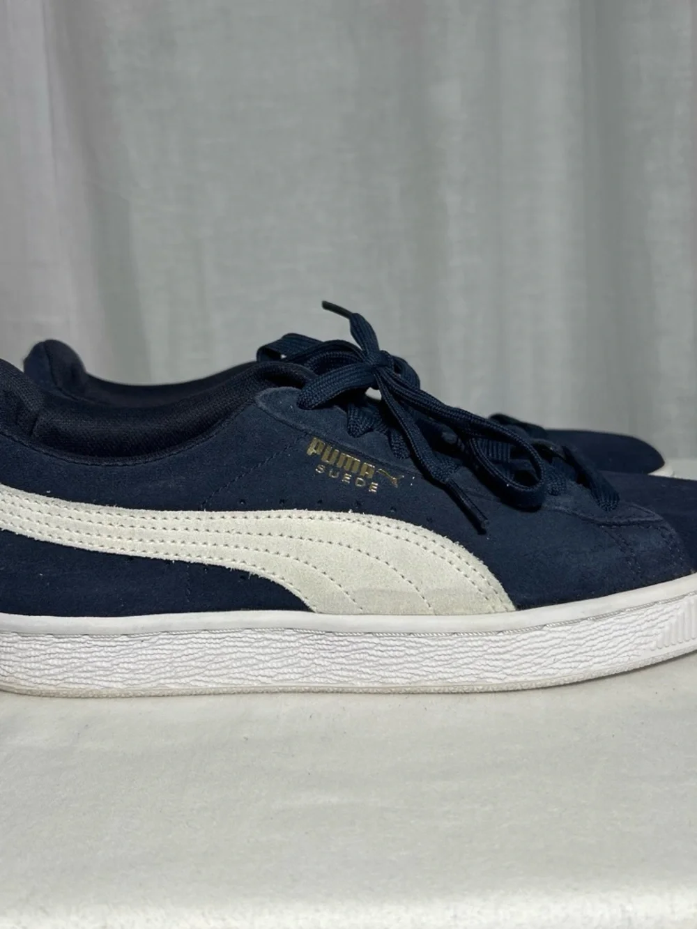 Women’s | Puma | Navy Suede | Sneakers | White design and logo | Size 7.5